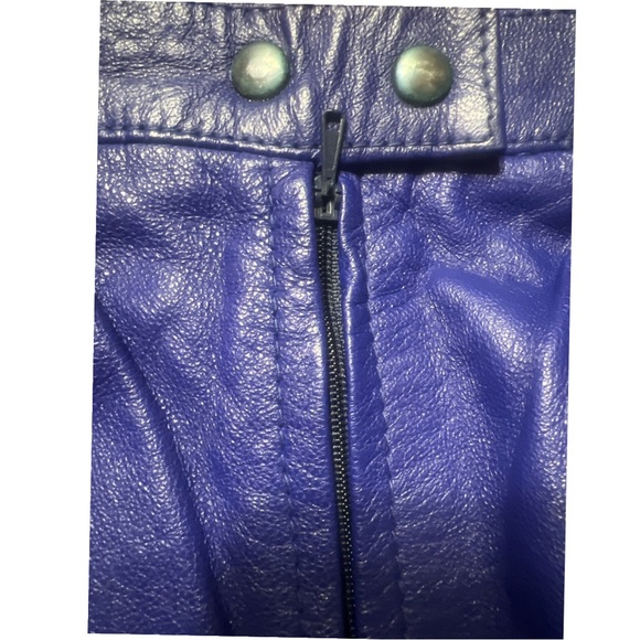 Vintage Italian Leather midi skirt - Picture 4 of 5